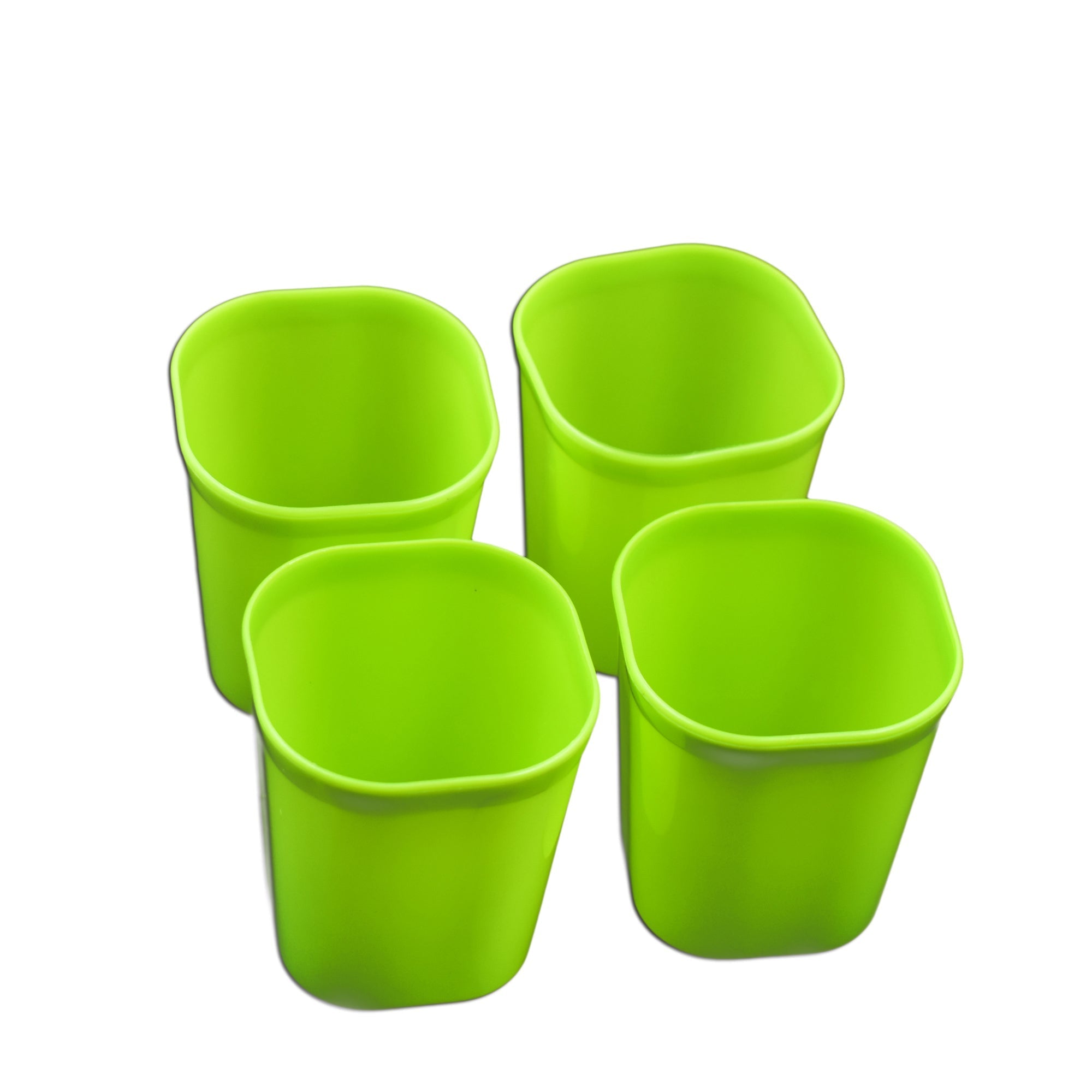 Plastic glass set, lightweight and durable, pack of 4. Plastic glass set, lightweight and durable, pack of 4.